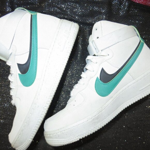Nike Air Force 1 SE High 82 Neptune Green Tributes Silhouette’s 40th Anniversory - Picture 8 of 11